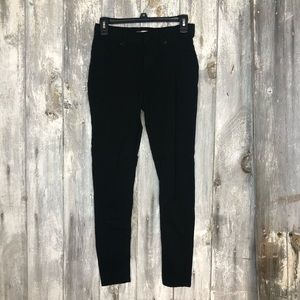 Black skinny jeggings